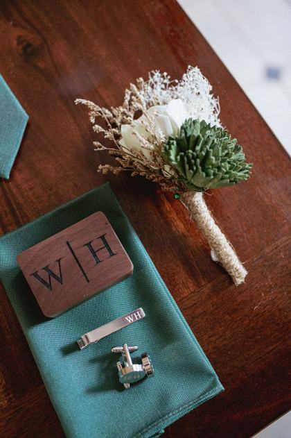 Monogrammed boutonniere detail